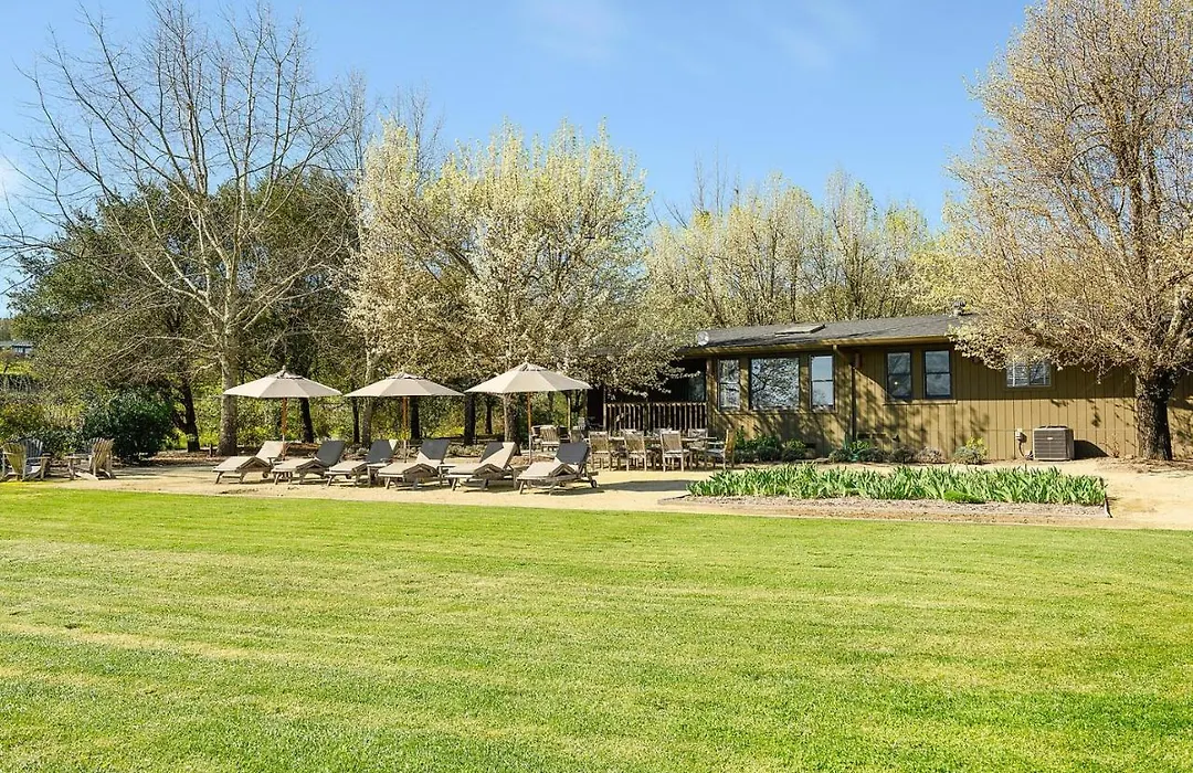 Tzabaco, 3Bd 2Ba, Healdsburg, Pool Spa, Garden, Fire Pit Home-1