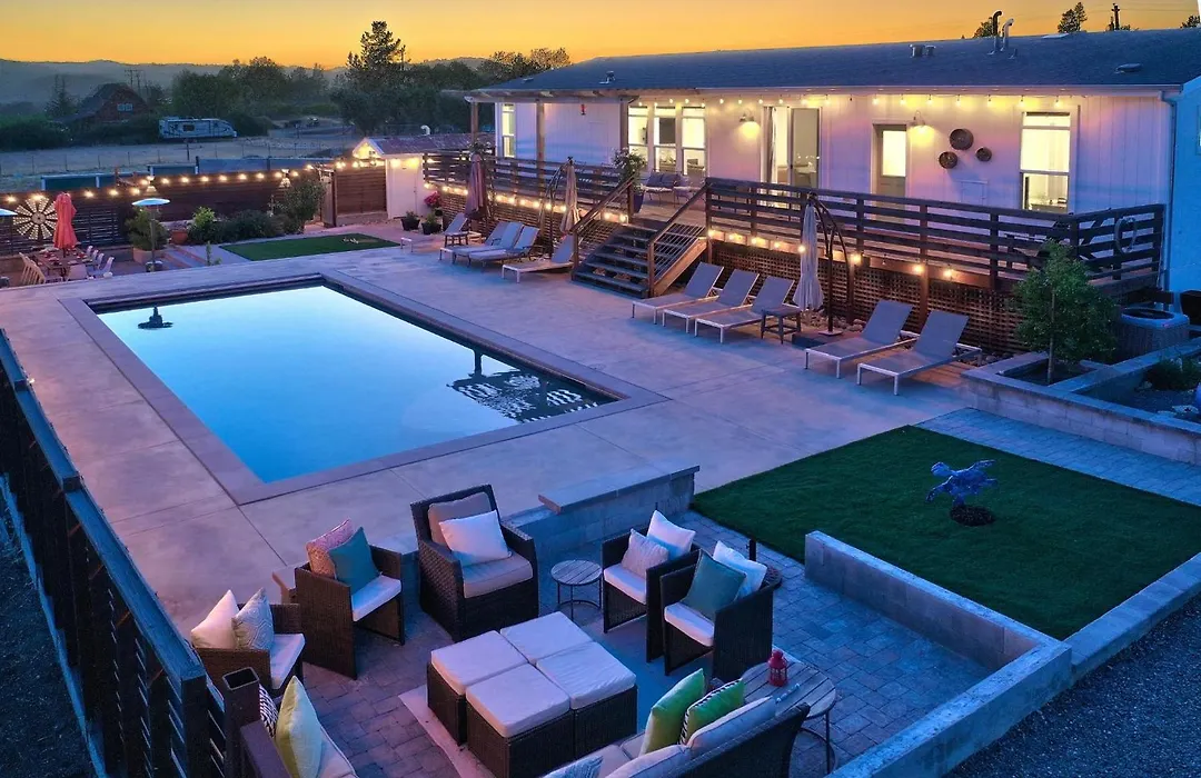 Farm To Table Hideaway In Healdsburg-1