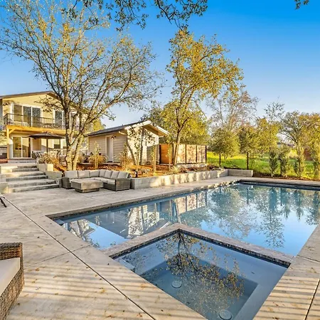 Healdsburg Luxury-3