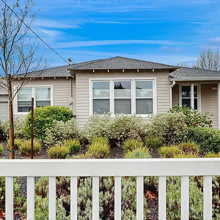 Modern Wine Country Charmer-2