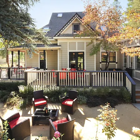 The Grape Leaf Inn-2