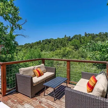 River View Lodge - Hot Tub And Tastings Included-2