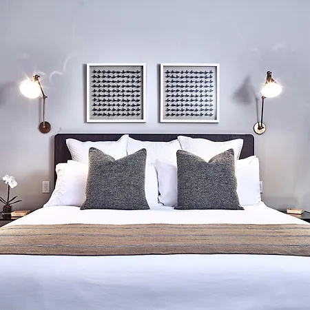 Urban Luxe Loft-2